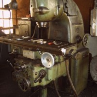 Roseher & Eicher (Vertical Milling Machine)